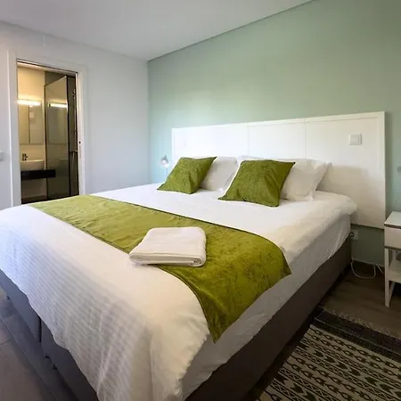 Vila Nova En-suite Luxury, Private Pool, Sea View Albufeira