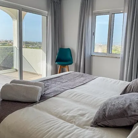 Nova En-suite Luxury, Private Pool, Sea View Vila