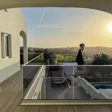 Nova En-suite Luxury, Private Pool, Sea View Vila *